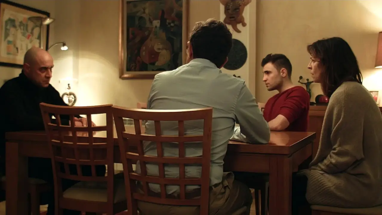Under The Rose hdfilme