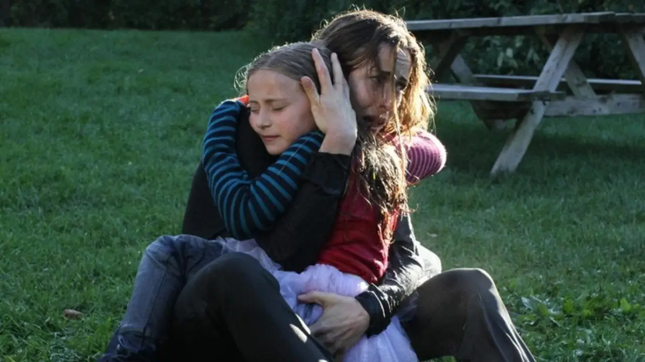 Two Wrongs hdfilme