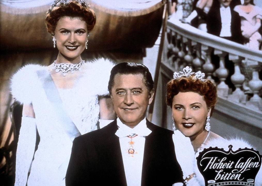 Hoheit lassen bitten hdfilme