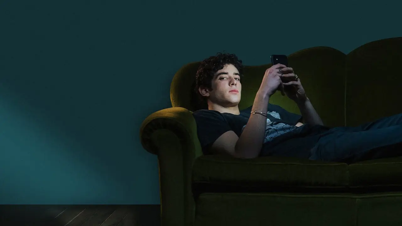 Nudes: online bloßgestellt hdfilme